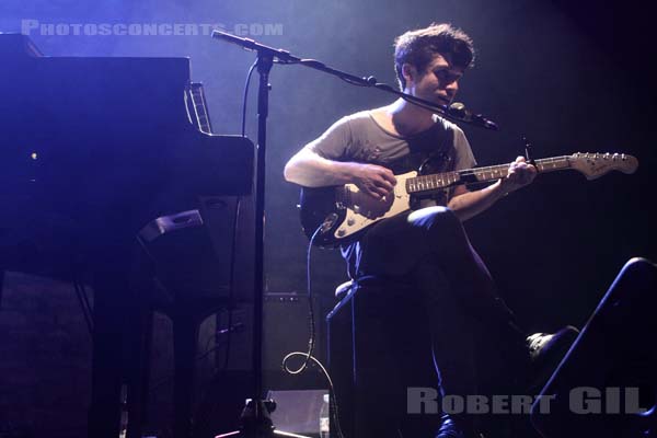 CHRIS GARNEAU - 2010-12-11 - PARIS - Cafe de la Danse - 